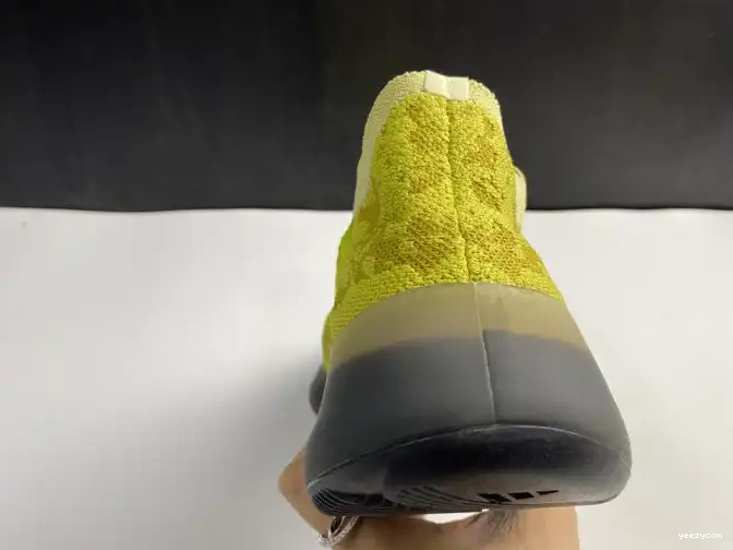 YEEZY GLOW HYLTE ADIDAS BOOST 380 FZ4990 0702